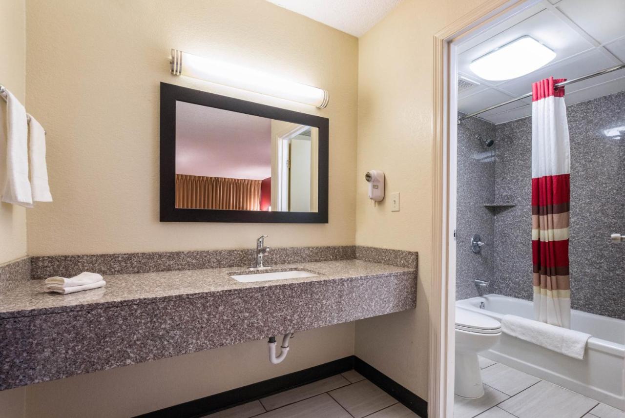 Red Roof Inn Cincinnati Airport–Florence/ Erlanger Buitenkant foto